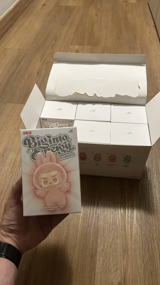 Labubu Big into Energy Blind Box