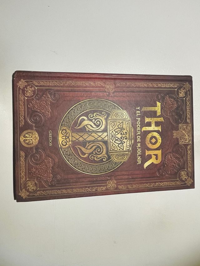 Thor y el poder del Mjolnir