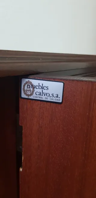 Mueble amplio tipo cómoda