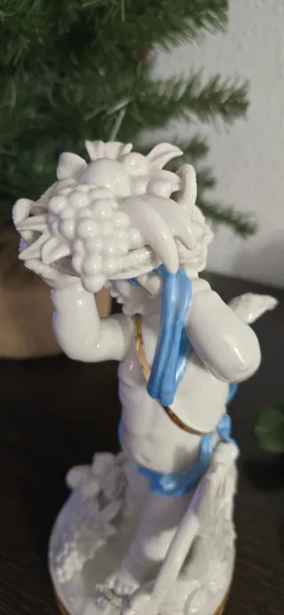 Figura porcelana Algora España Cupido