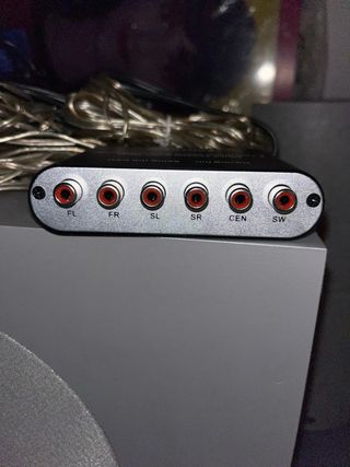 Home cinema 5.1 Airis con controladora