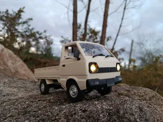Radiocontrol Suzuki Carry WPL D12 Mini escala 1/16