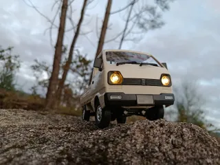 Radiocontrol Suzuki Carry WPL D12 Mini escala 1/16