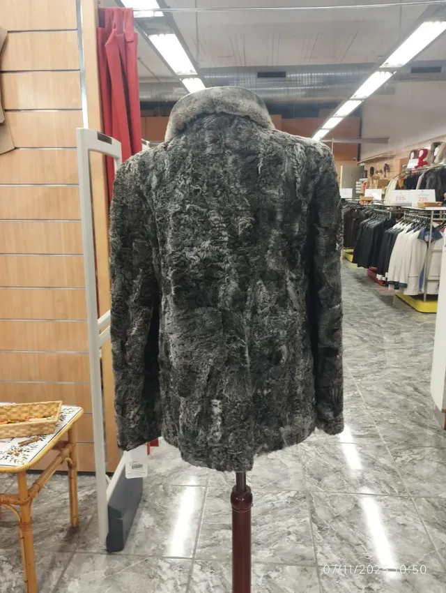 Abrigo de astracán negro y gris Talla 42