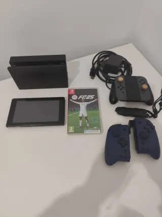 Nintendo Switch + FC 25 + Accesorios