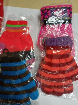 Lote de guantes unisex 13 pares de guantes 15€