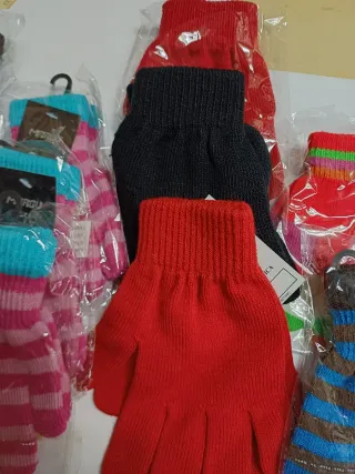 Lote de guantes unisex 13 pares de guantes 15€