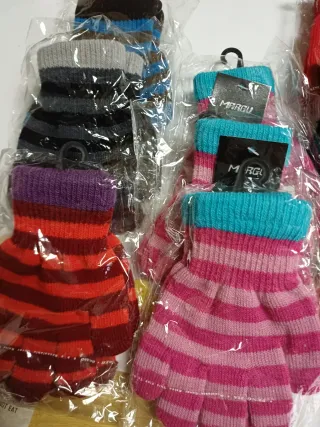 Lote de guantes unisex 13 pares de guantes 15€