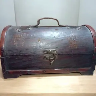 Bauletto antico portagioie in legno