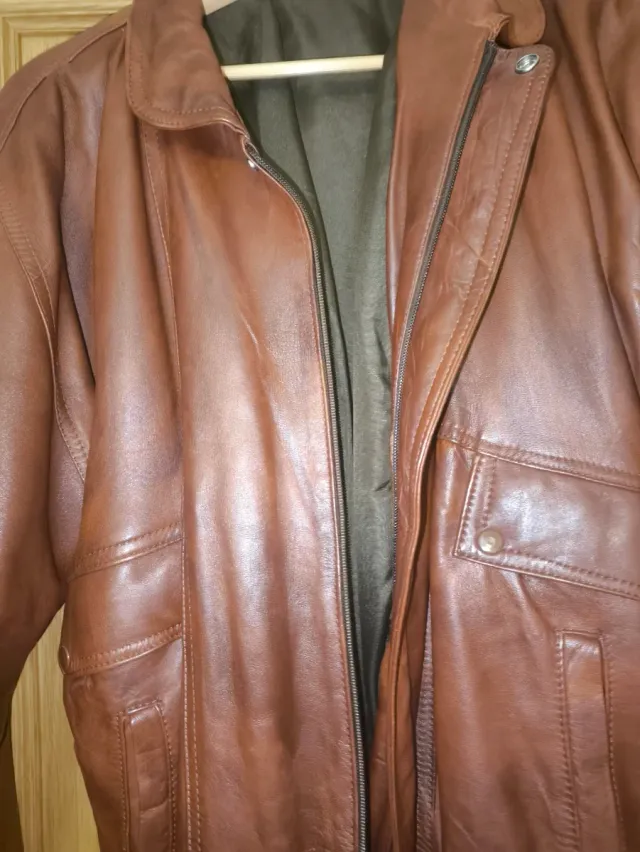 Cazadora de cuero para hombre