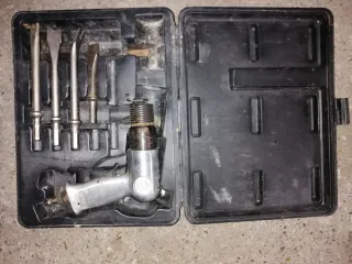 Pistola de corte neumática con cinceles