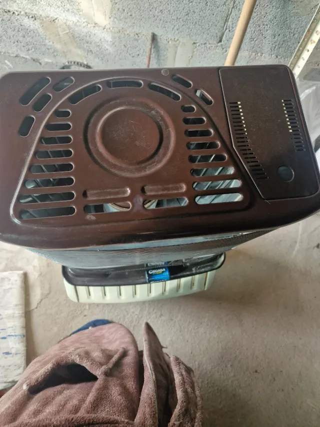 Estufa KAYOUMI Mixta Marrón/Plata