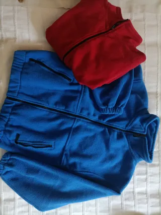 2 Forros Polares Niños Azul y Rojo talla 10-12años