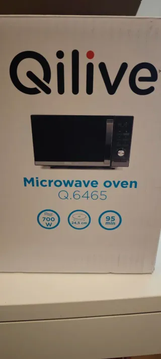 Microondas Qilive Q6465 de 700W NUEVO