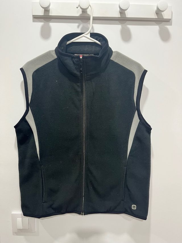 Chaleco Quiksilver Negro y Gris