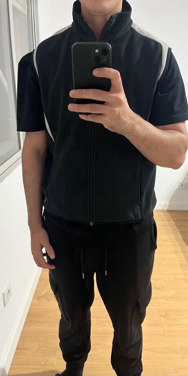 Chaleco Quiksilver Negro y Gris