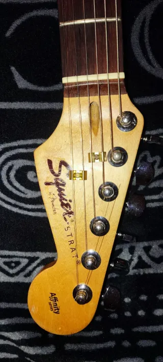 Guitarra Eléctrica Squier Affinity 1996 Roja