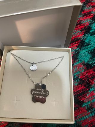 Collana con ciondolo zampa