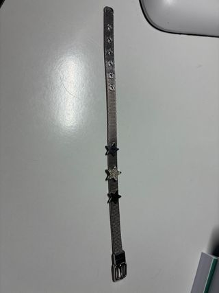 Pulsera de plata con estrellas