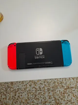 Nintendo Switch Azul y Rojo