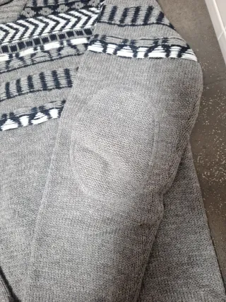 Jersey hombre cuello vuelto estampado