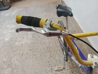 Bicicleta BMX Peugeot Morada