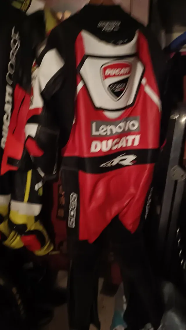 Mono Ducati Talla 52 Usado