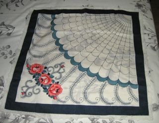 Mantel vintage mesa pequeña 102x102 cm