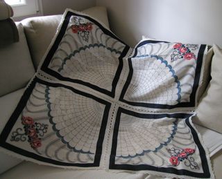 Mantel vintage mesa pequeña 102x102 cm