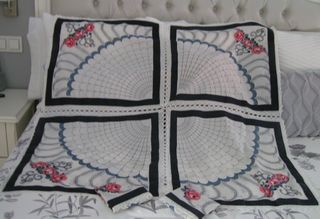 Mantel vintage mesa pequeña 102x102 cm