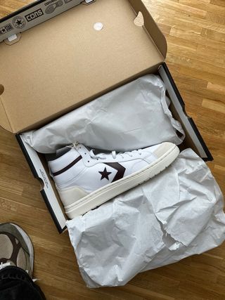Converse Piel Blanco y Negro