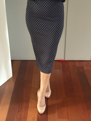 Falda tubo Zara lunares azul marino y celeste