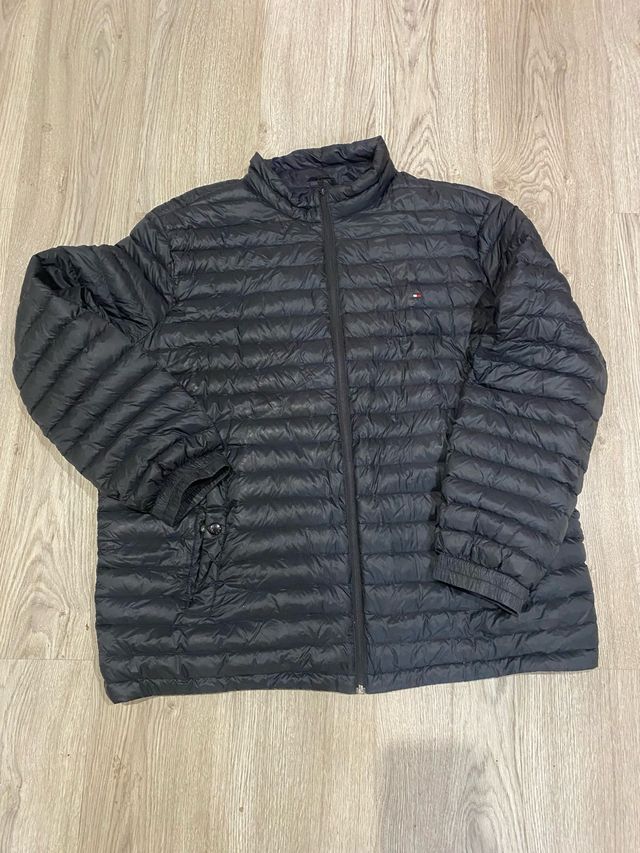 Plumas Tommy Hilfiger Negra