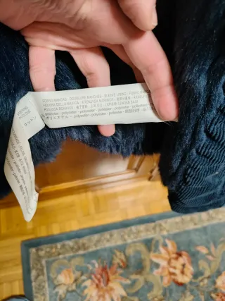 Cazadora niña con capucha y pelo