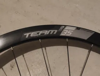 Rueda Delantera Vision Team 35