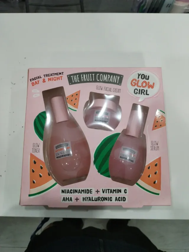 Set The Fruit Company Glow Facial