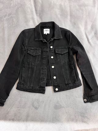 Chaqueta vaquera negra Zara Talla M