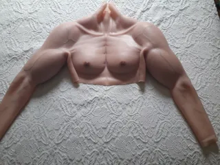 Torso Masculino de silicona muy realista