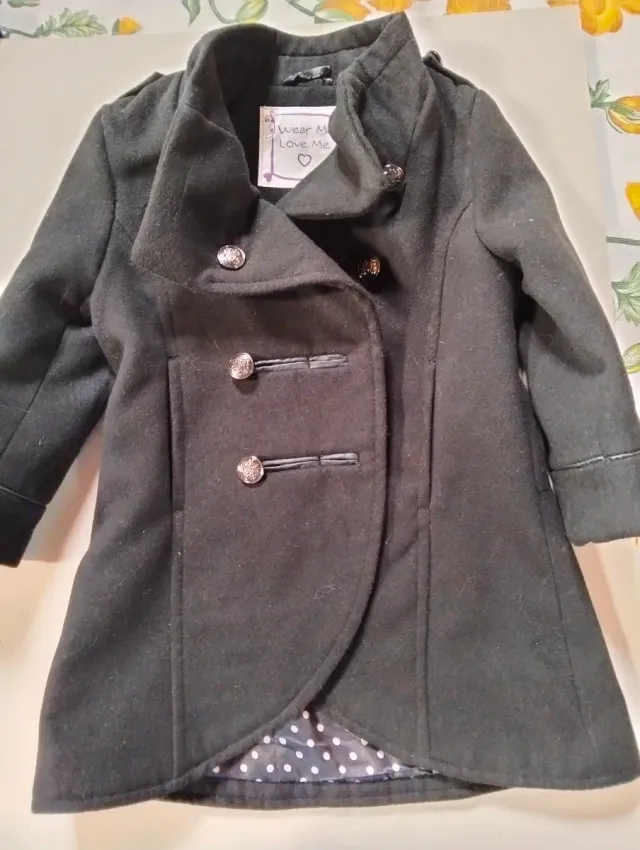 Abrigo negro niña 3 años