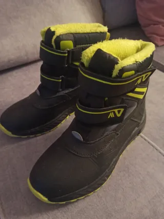 Botas de nieve talla 37.