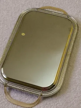 BANDEJA PLATEADA CON ASAS DORADAS TURRON NAVIDAD