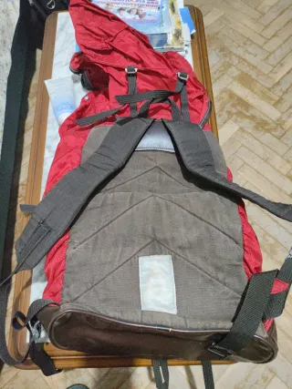 Mochila Vintage Altus Roja y Marrón