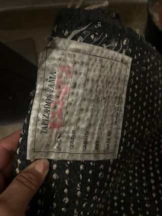 Alfombra moderna gris, blanco y negro