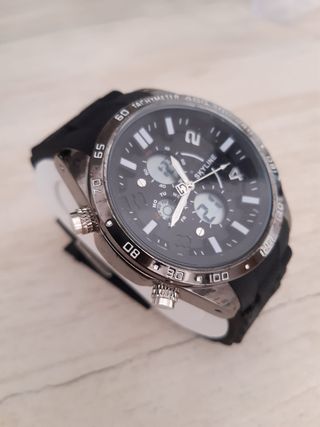 Reloj de hombre con caja-estuche.
