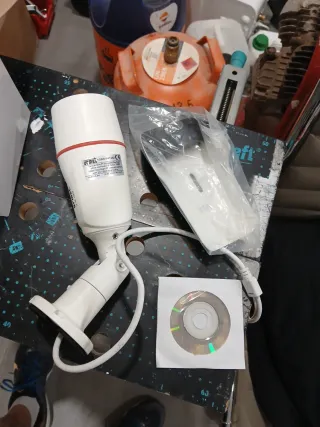 Cámara Urmet 1093/141M2 IP Varifocal 1080P