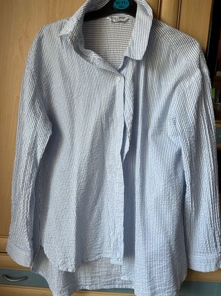 Camisa rayas azul y blanco