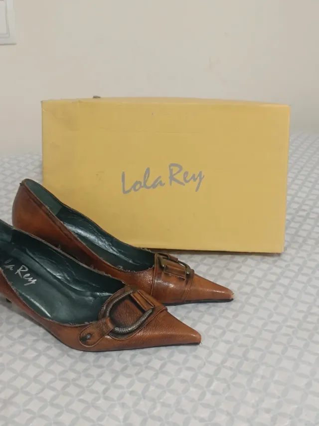 Zapatos de Piel Lola Rey