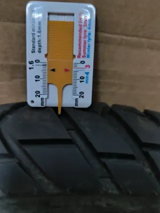 Gomma anteriore Metzeler Karoo Street