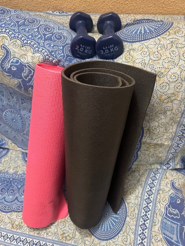 Esterillas yoga y pesas 2kg