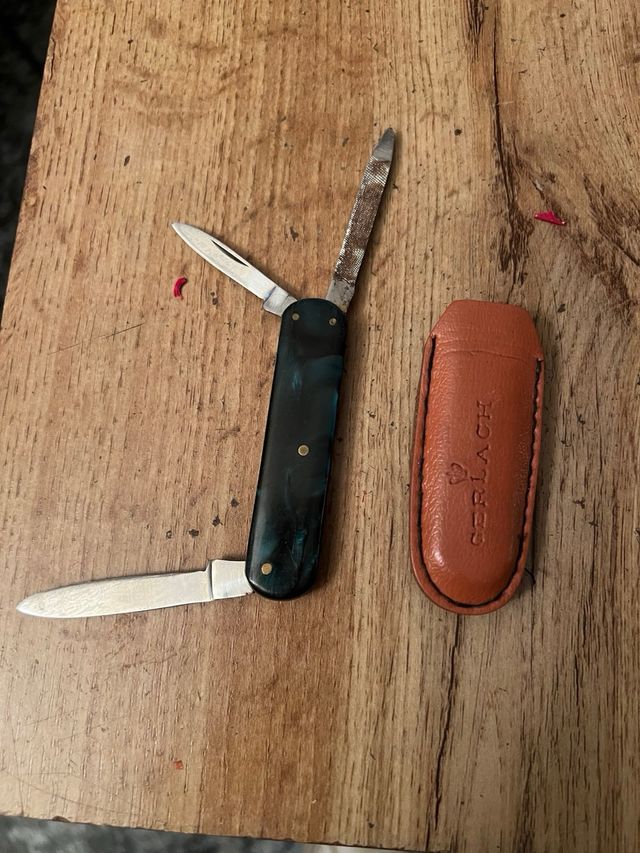 Navaja Gerlach con fodero in pelle